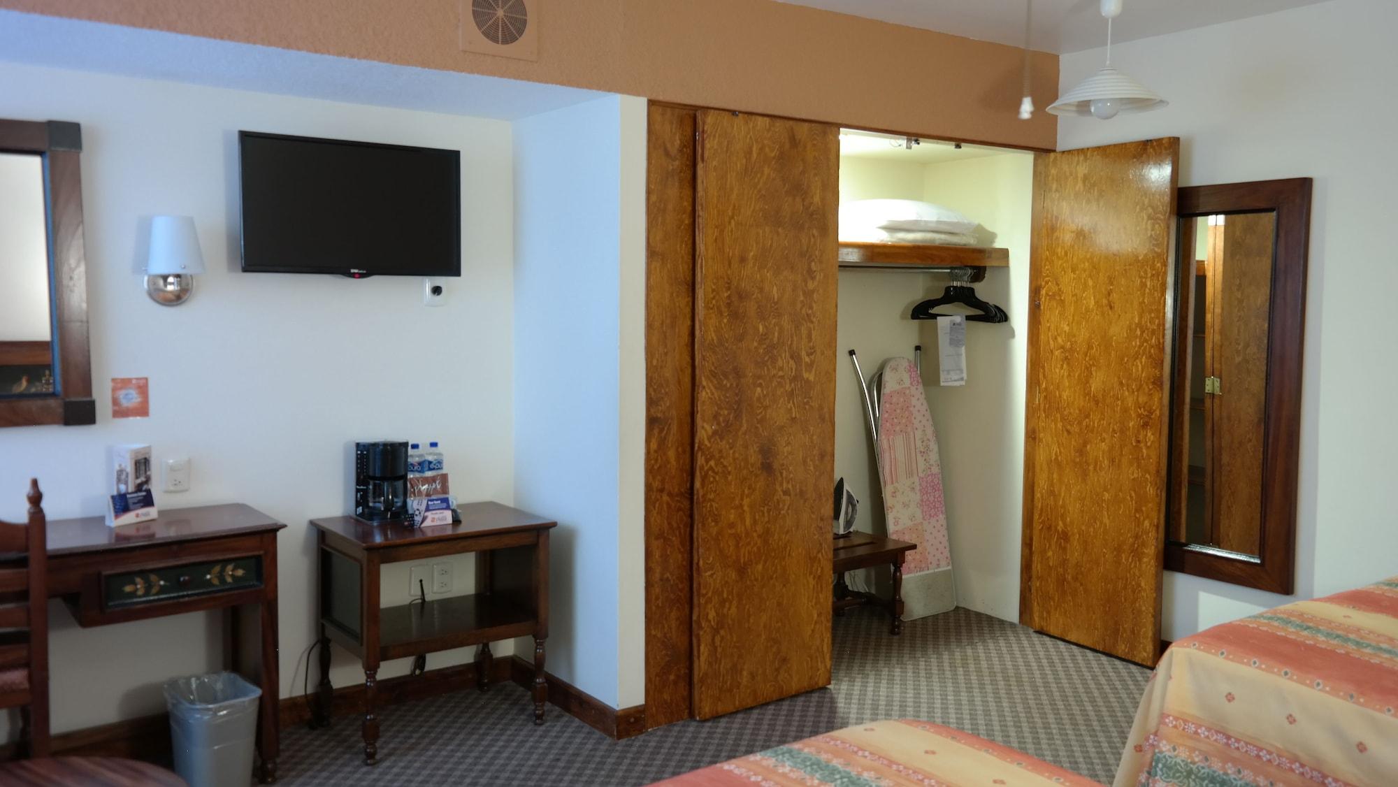 Plaza Uruapan Hotel Luaran gambar