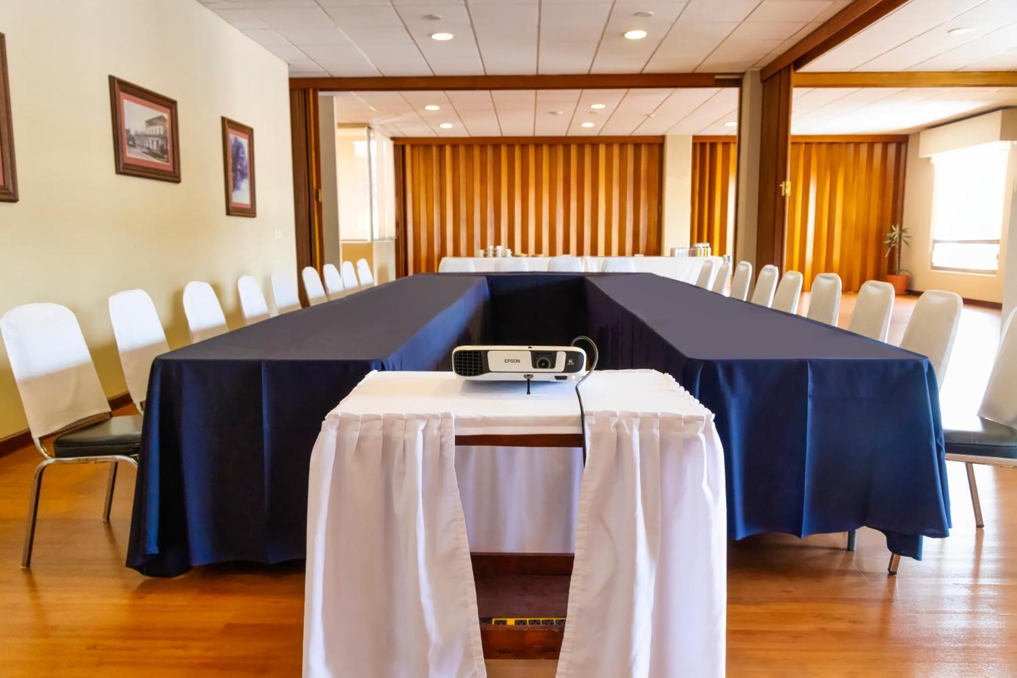 Plaza Uruapan Hotel Luaran gambar