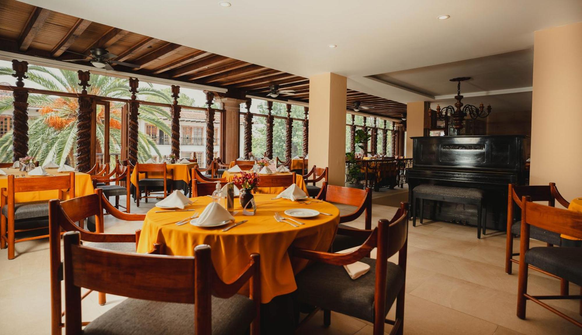 Plaza Uruapan Hotel Luaran gambar