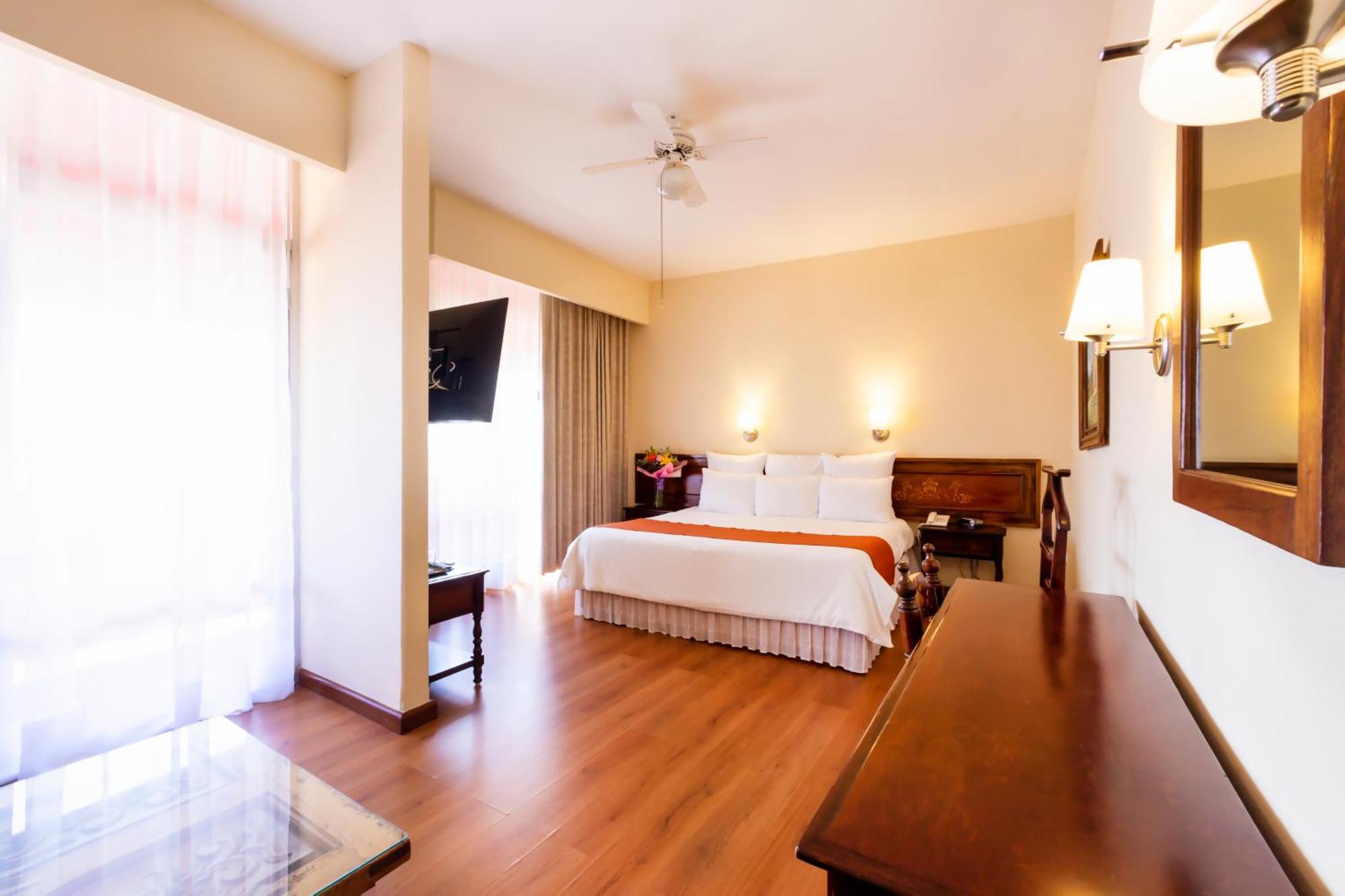 Plaza Uruapan Hotel Luaran gambar