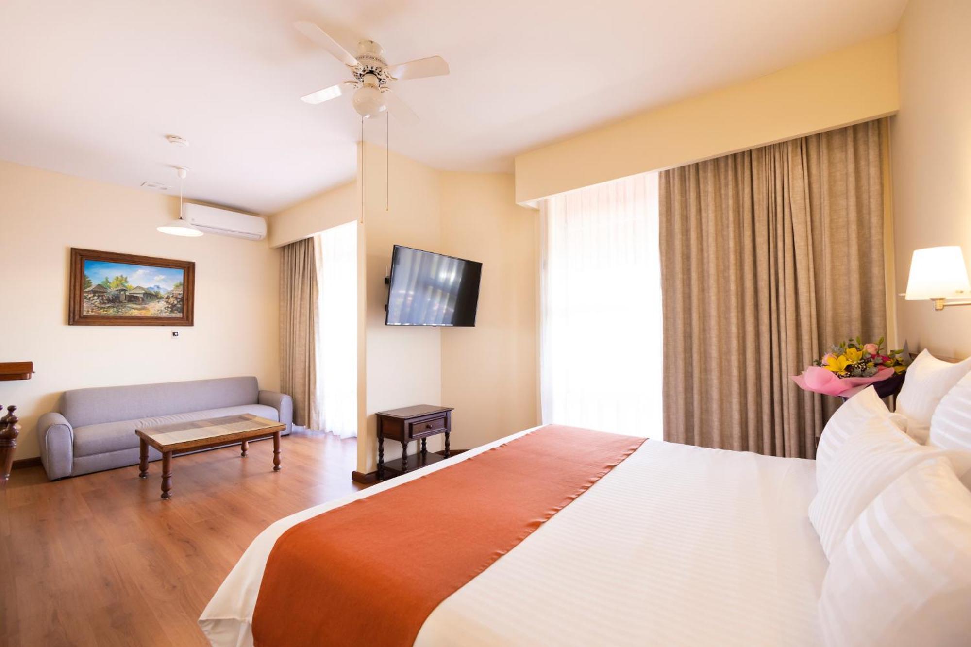 Plaza Uruapan Hotel Luaran gambar