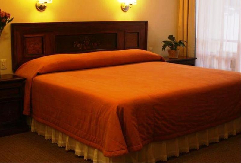 Plaza Uruapan Hotel Luaran gambar