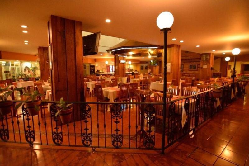 Plaza Uruapan Hotel Luaran gambar
